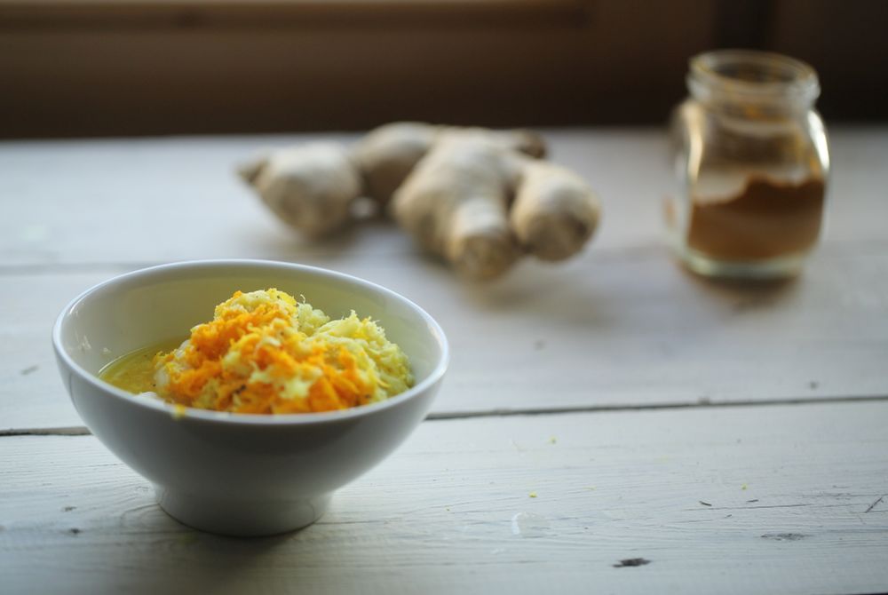Медовый эликсир с куркумой и имбирем